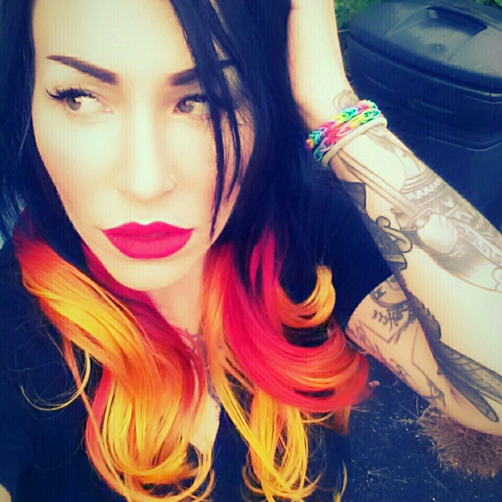 Meet your Posher, RiRi 💖🤘💎🌈